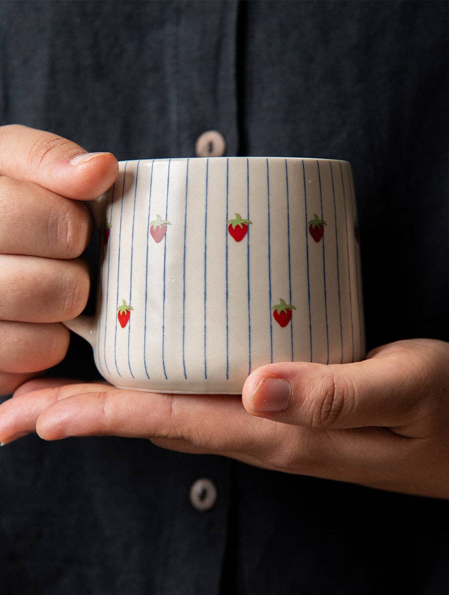 Casa Amarosa - Strawberry Striped Ceramic Mug - 3.5 x 3 Inches