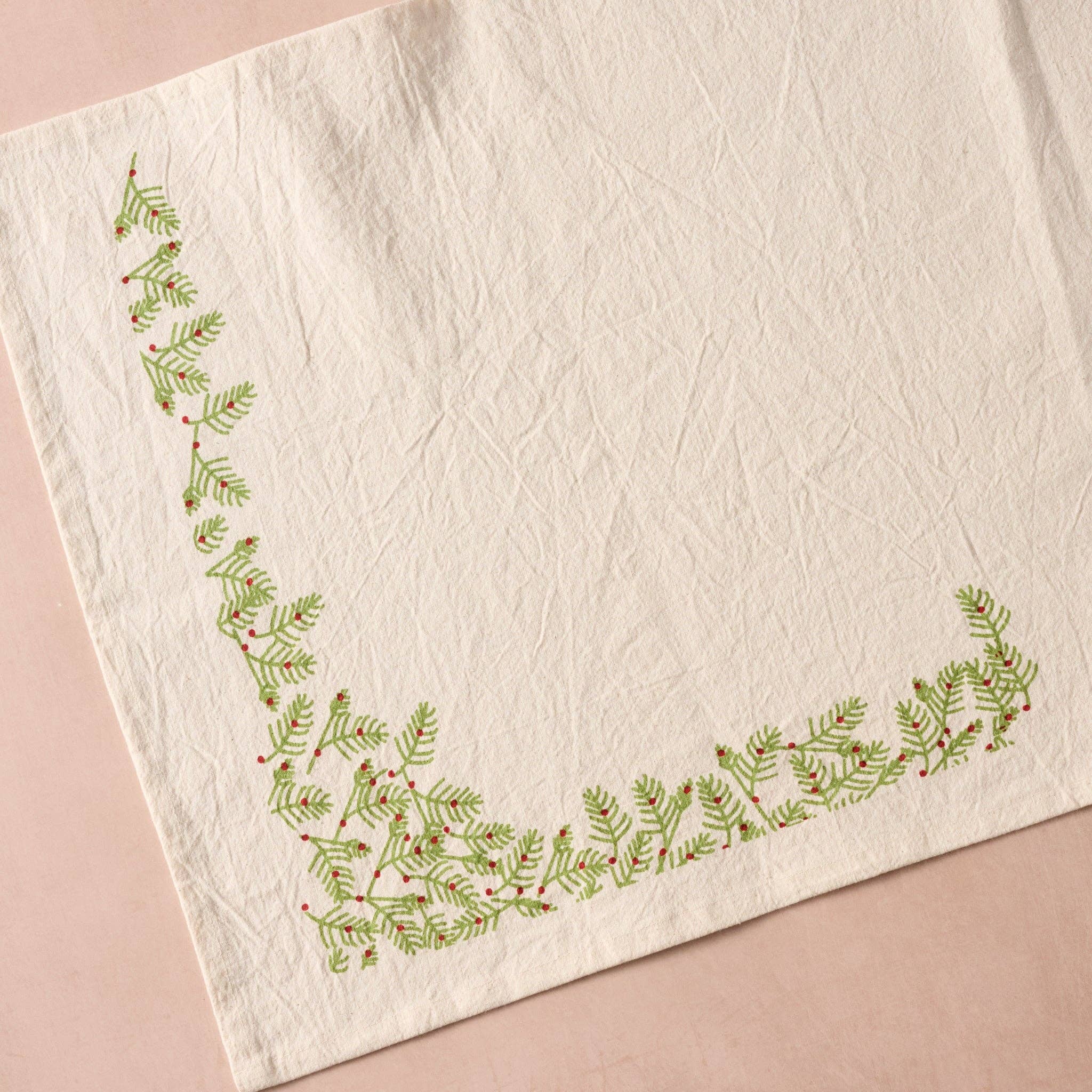 Sardee Holly Cotton Table Runner